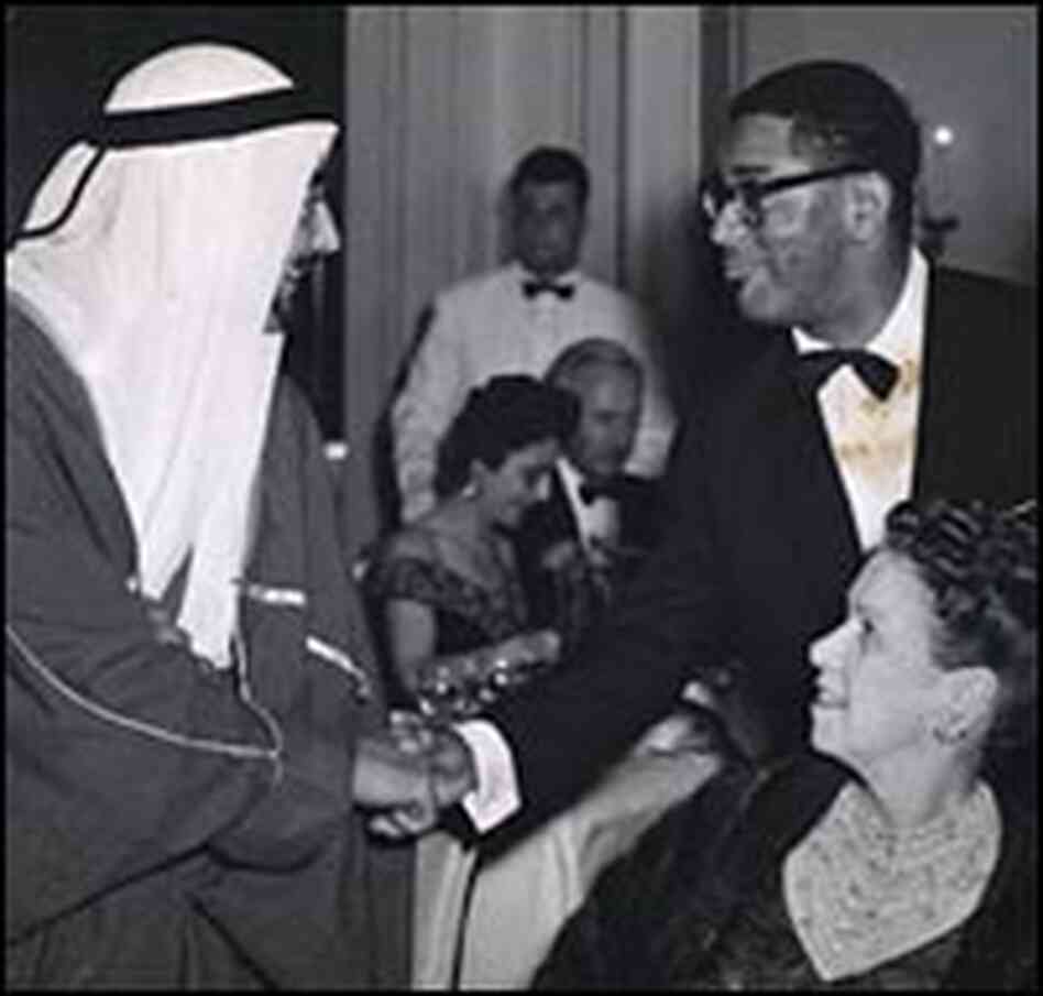Meeting with foreign dignitaries, Dizzy Gillespie was always a welcome guest Meeting with foreign dignitaries, Dizzy Gillespie was always a welcome guest