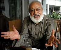 Pushpesh Pant, an Indian food lover, worries that the fine art of Nawabi cuisine is disappearing.