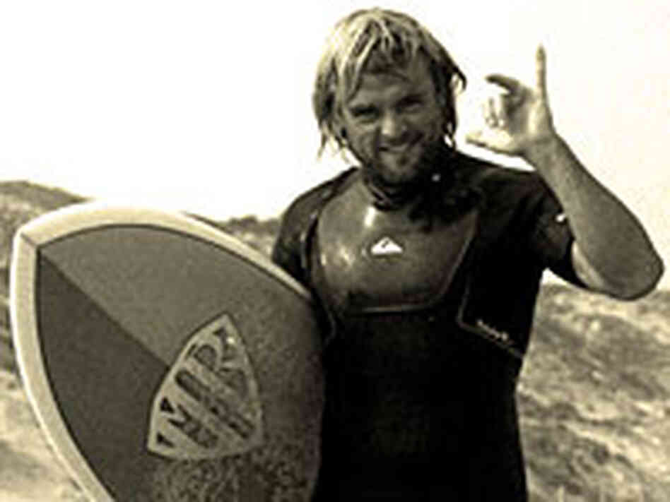 Xavier Rudd Surfing