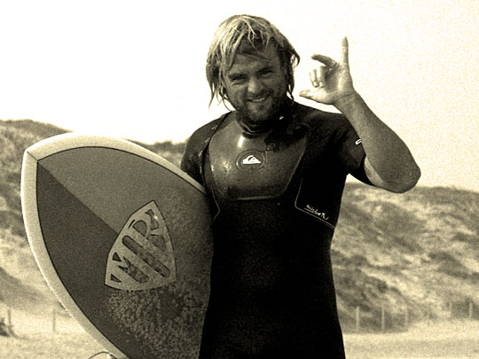Xavier Rudd Surfing