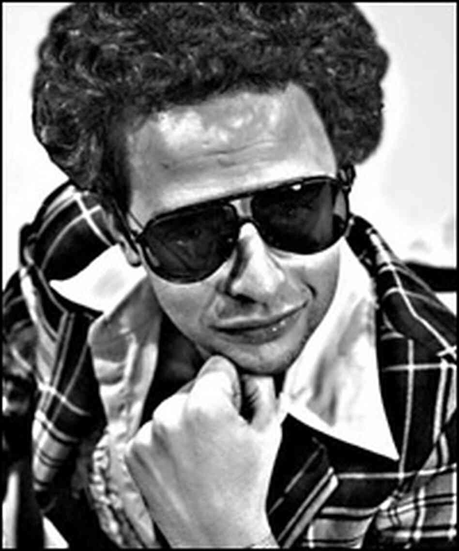 Enrique Goldfarb. Enrique Goldfarb.