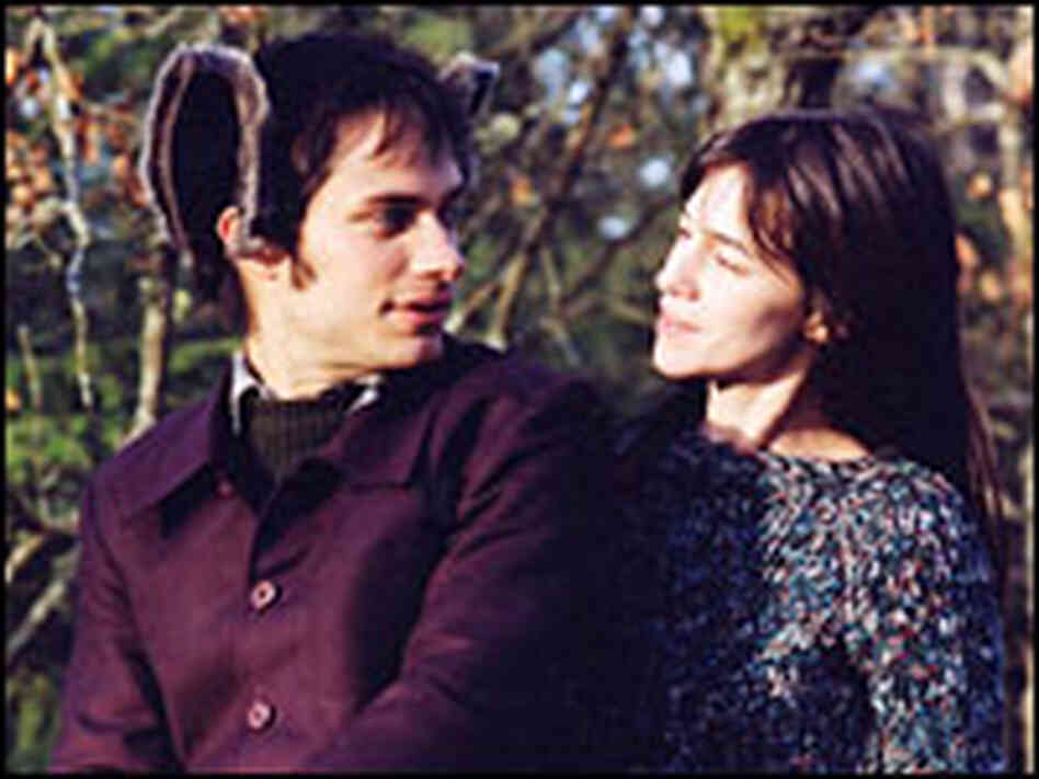 Gabriel Garcia Bernal co-stars with Charlotte Gainsbourg Gabriel Garcia Bernal co-stars with Charlotte Gainsbourg
