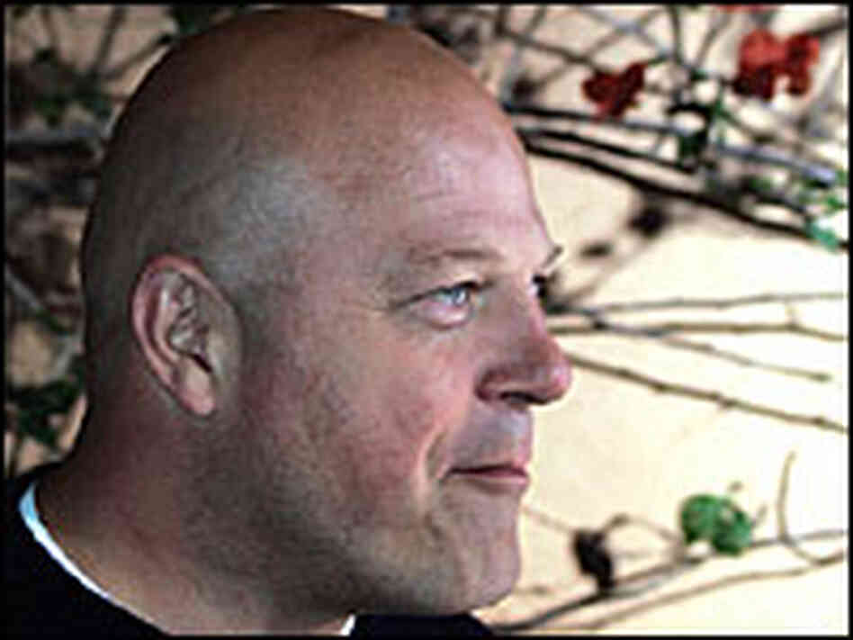Michael Chiklis