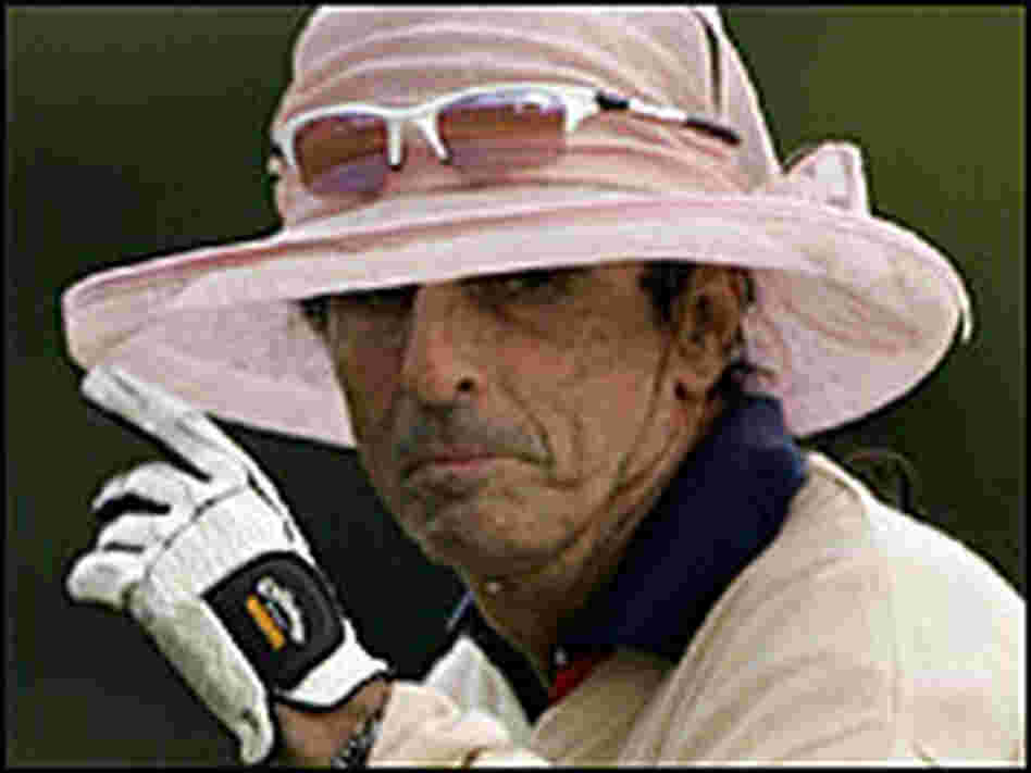 Alice Cooper Golfs