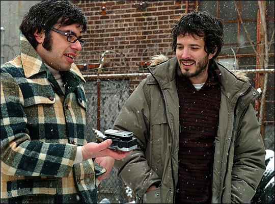 300 Jemaine Clement (left) and Bret McKenzie