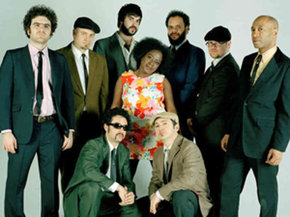 Sharon Jones (300) Sharon Jones (300)
