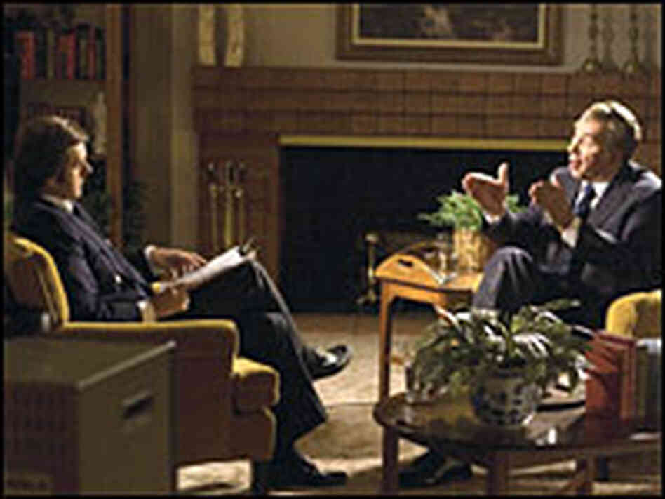 Michael Sheen as David Frost and Frank Langella as Richard Nixon