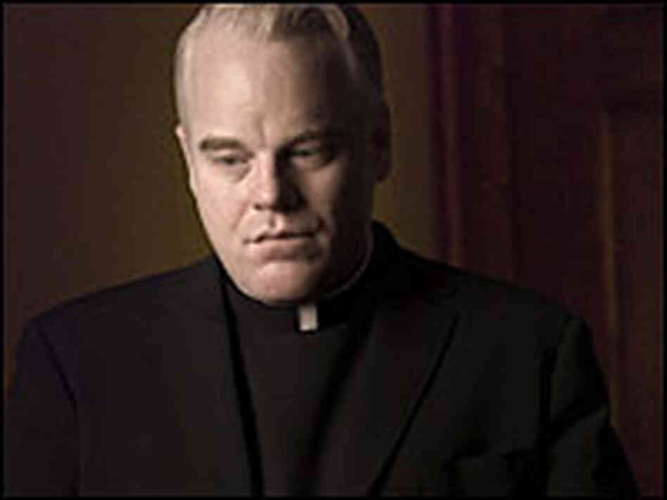 Philip Seymour Hoffman as Father Brendan Flynn