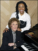 Marian McPartland (seated) with Dee Dee Bridgewater.