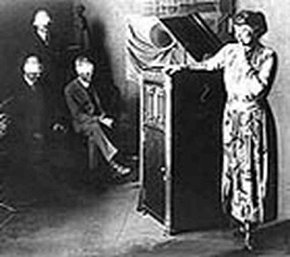 Singer Frieda Hempel staging a tone test at the Edison Studios, 79 Fifth Ave., New York City, 1918. Singer Frieda Hempel staging a tone test at the Edison Studios, 79 Fifth Ave., New York City, 1918.