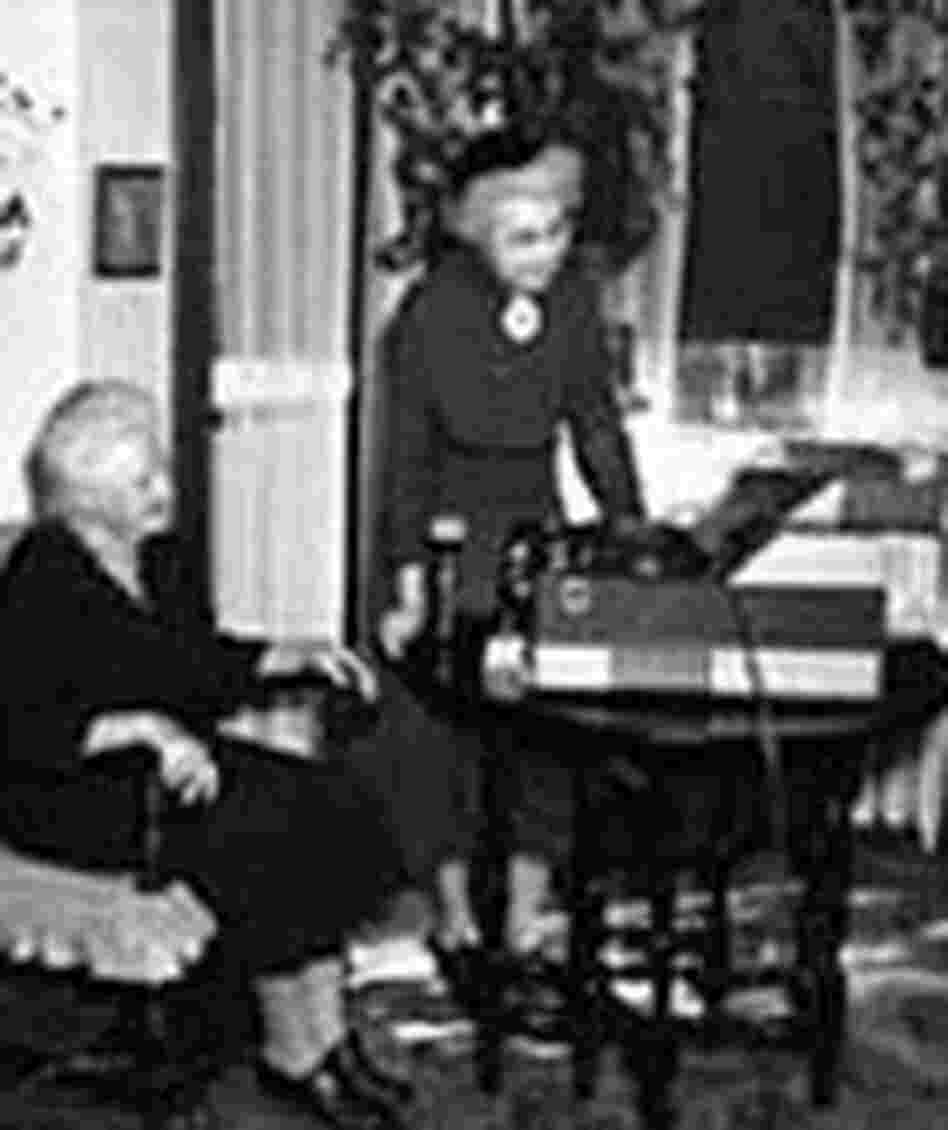Helen Hartness Flanders recording Phyllis Burditt of Springfield, Vermont. Helen Hartness Flanders recording Phyllis Burditt of Springfield, Vermont.