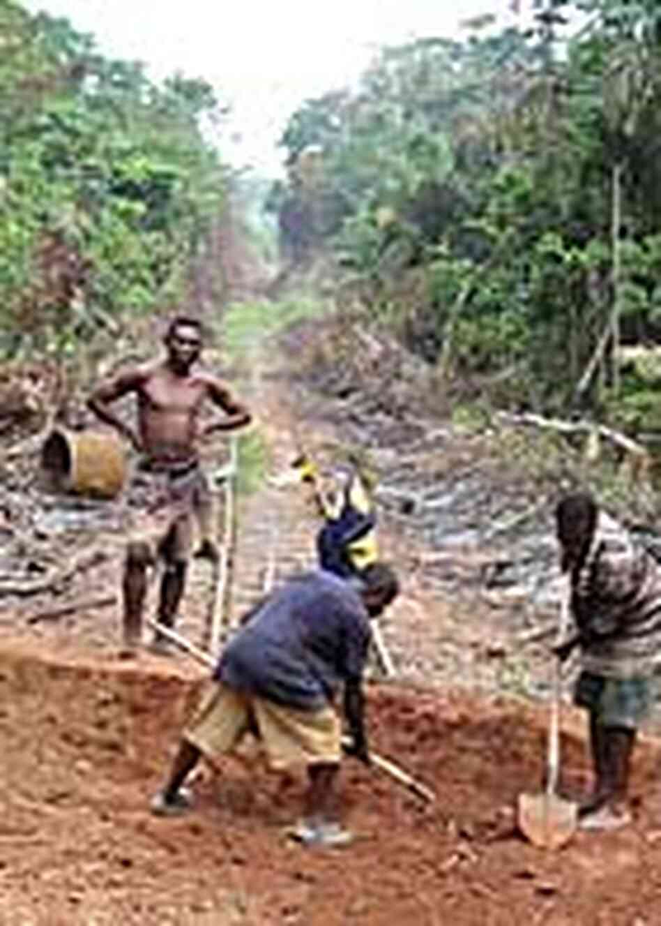 Workers on the Kindu-Lubumbashi Railway restoration project. Workers on the Kindu-Lubumbashi Railway restoration project.