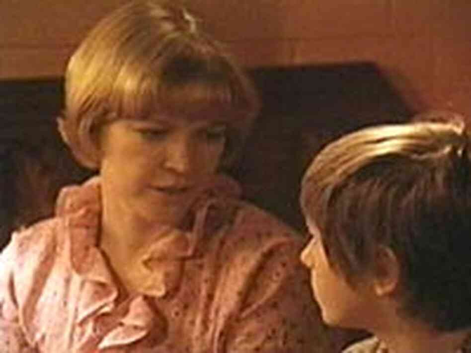 Ellen Burstyn in a scene from 'Alice Doesn't Live Here Anymore' Ellen Burstyn in a scene from 'Alice Doesn't Live Here Anymore'