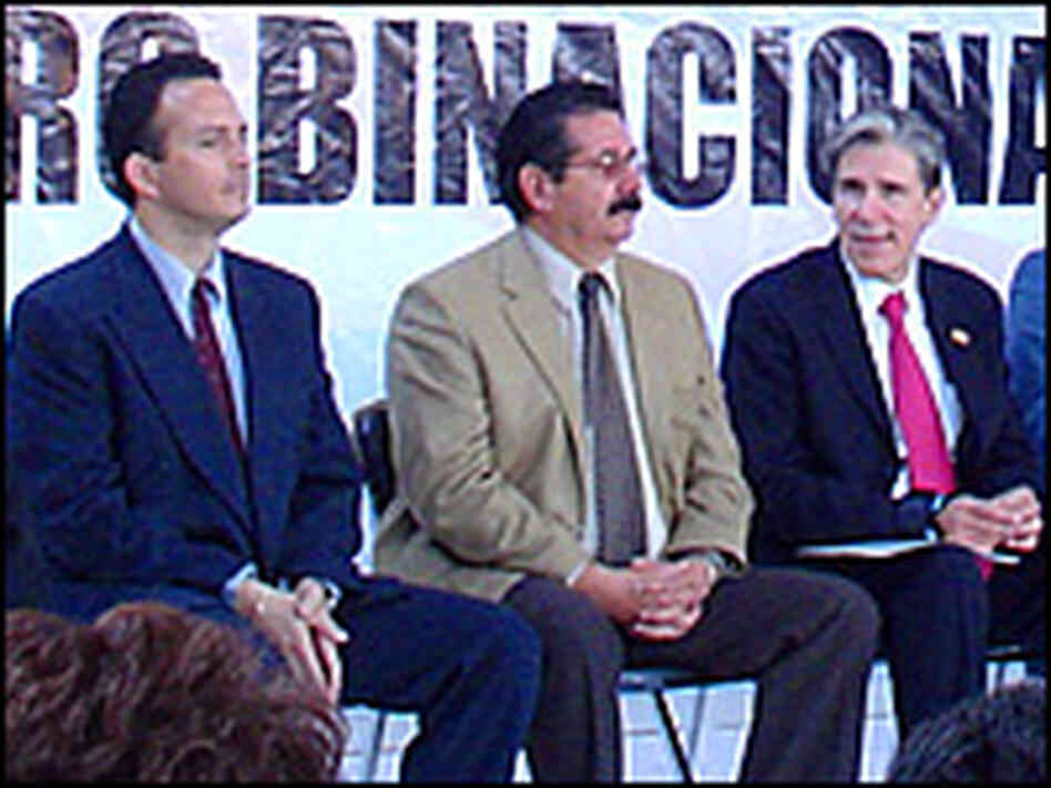 Regional officials attended the Binational Health Week kick-off. Regional officials attended the Binational Health Week kick-off.
