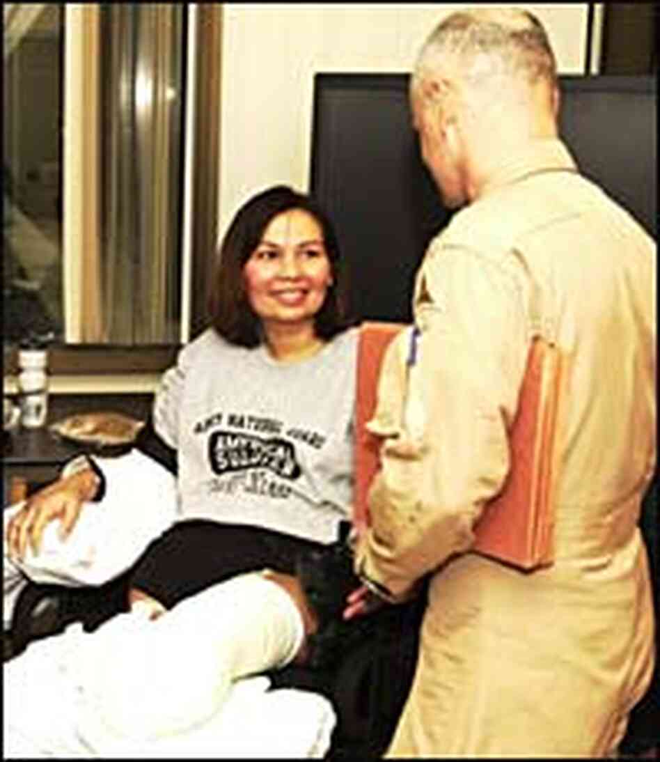 Illinois Army National Guard Maj. Tammy Duckworth Illinois Army National Guard Maj. Tammy Duckworth