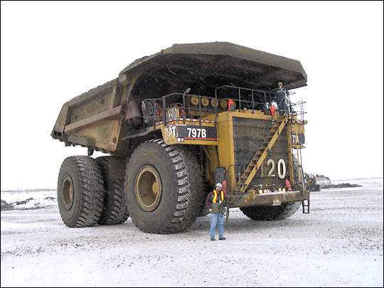 A 400-ton dump truck. Credit: Martin Kaste, NPR.