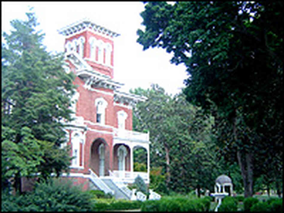 Cairo's Magnolia Manor, where Gen. Ulysses S. Grant spent a famed night a few years after his presid Cairo's Magnolia Manor, where Gen. Ulysses S. Grant spent a famed night a few years after his presid
