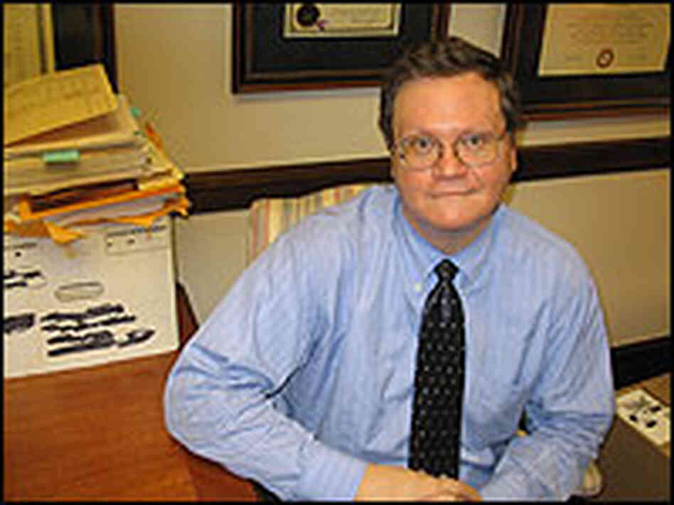 Federal prosecutor Richard Edwards spent three years unraveling the Warren case. Federal prosecutor Richard Edwards spent three years unraveling the Warren case.