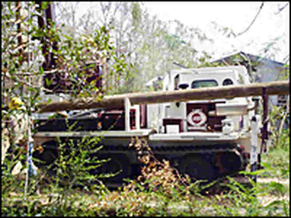 Truck Erects Power Poles in Mississippi