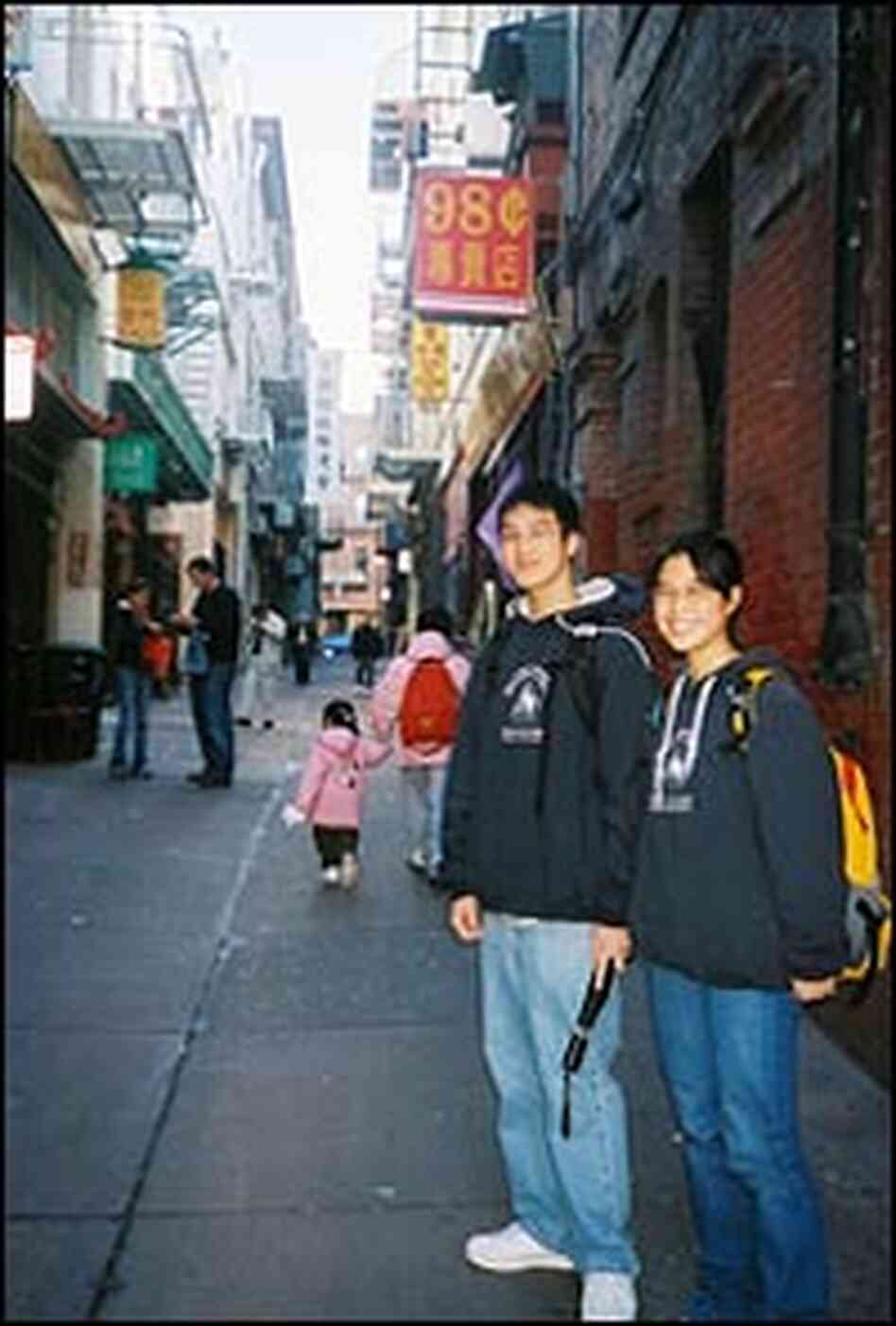 Tour guides Rosa Wong Chi and Jason Tan