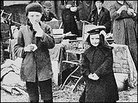 Refugees from the 1906 San Francisco earthquake. Refugees from the 1906 San Francisco earthquake.