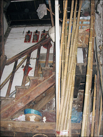 The traditional lanehouses feature communal staircases