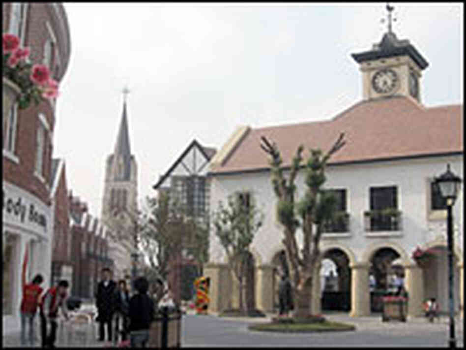 The town's market square even has its own statue of Winston Churchill.