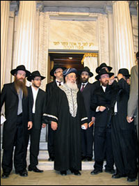 Israel's Chief Rabbi Shlomo Amar and other visiting rabbis at the Ohel Rachel Synagogue.