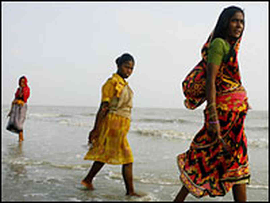 Muslim women on Sagar Island