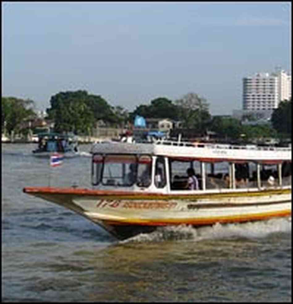 Boat on the Chao Phraya River.