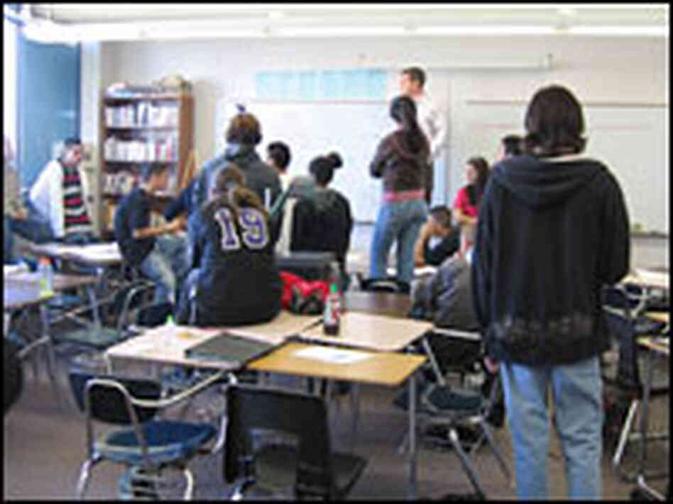 Chris Carithers teaches a class