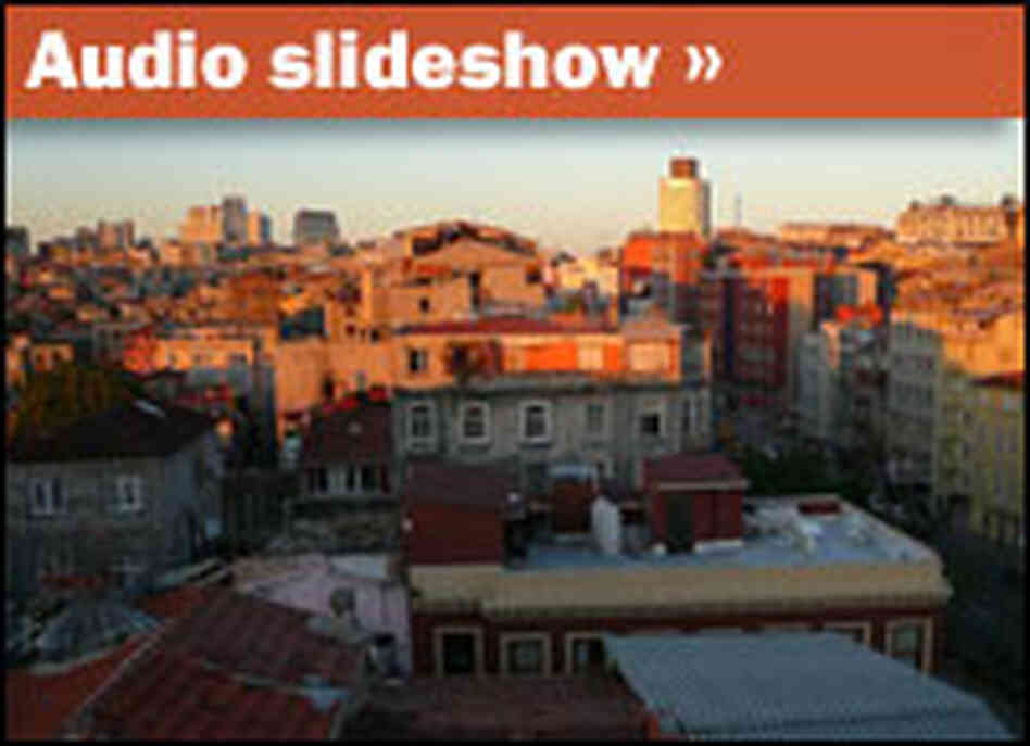 Slideshow of Tarlabasi slum Slideshow of Tarlabasi slum