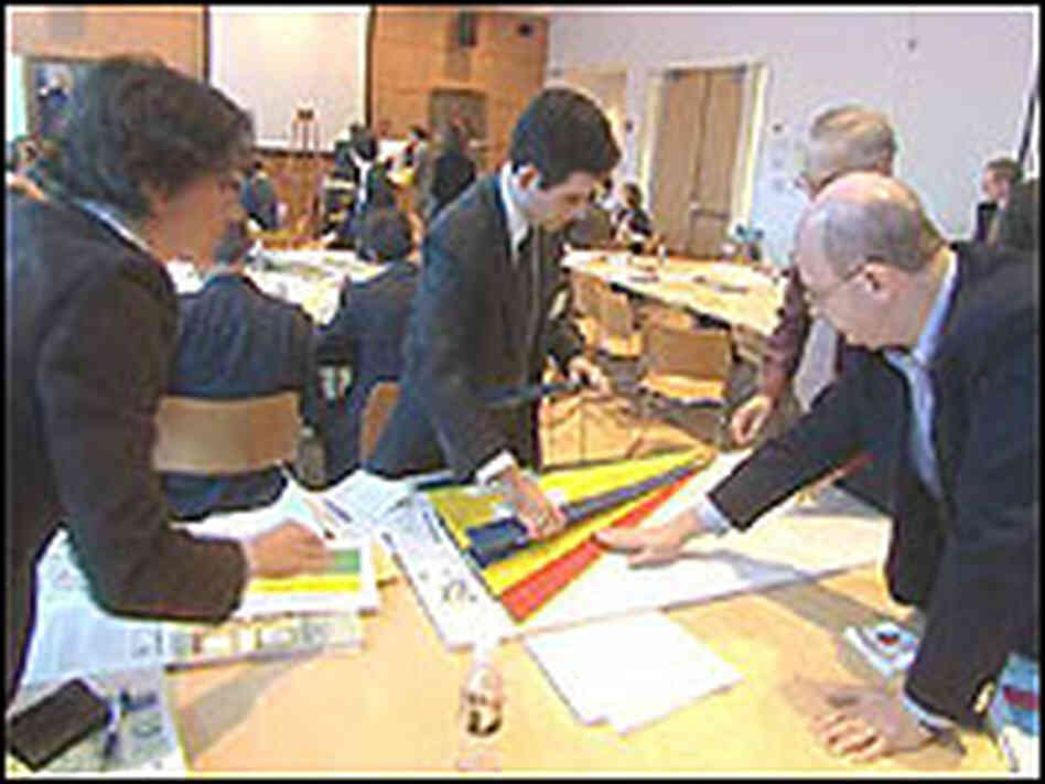 Leaders play the wedge game at a CMI meeting.