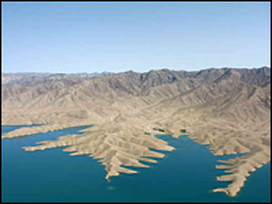 An aerial view of the Kajaki dam reservoir.