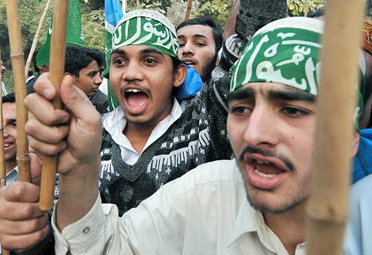 Pakistani students shout anti-Indian slogans during a protest in Lahore on Dec. 2, 2008.