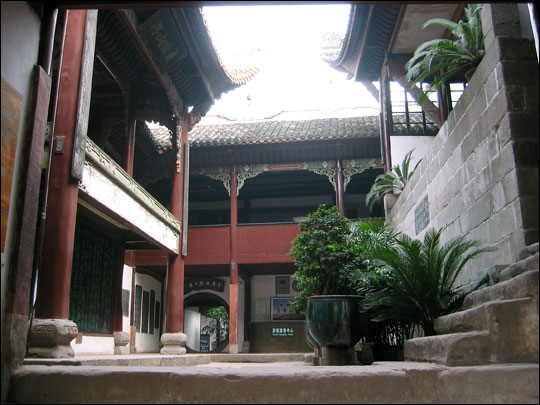 The Zhang Fei Temple in the county town of Yunyang.
