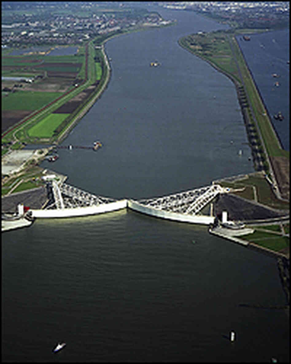 The Maeslant barrier The Maeslant barrier