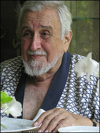 Newspaper columnist Ardeshir Cowasjee has lived in Karachi all his life.