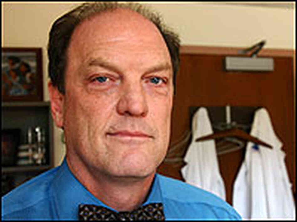 Dr. Robert Bunning, a rheumatologist at the National Rehabilitation Hospital in Washington, DC.