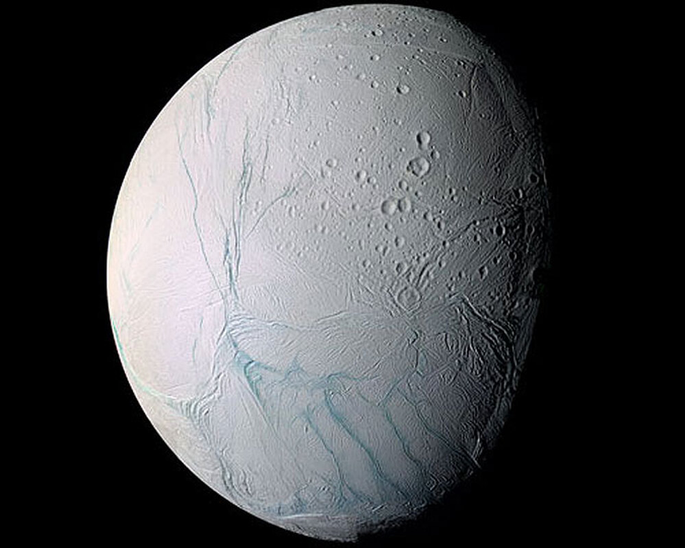 Enceladus photo with tiger stripes