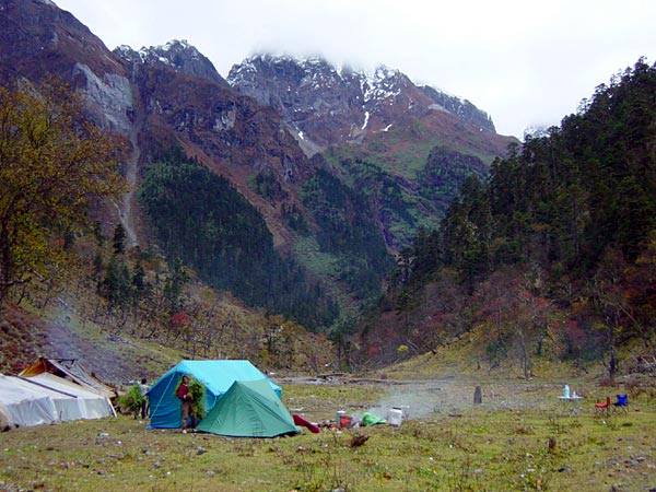 The Zisuthang general store is at left -- just shacks under plastic tarps. Our camp is on the right.