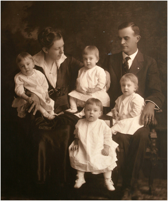 Alma and Flake Keys and their quadruplets. Image source: npr.org and the Houston Chronicle