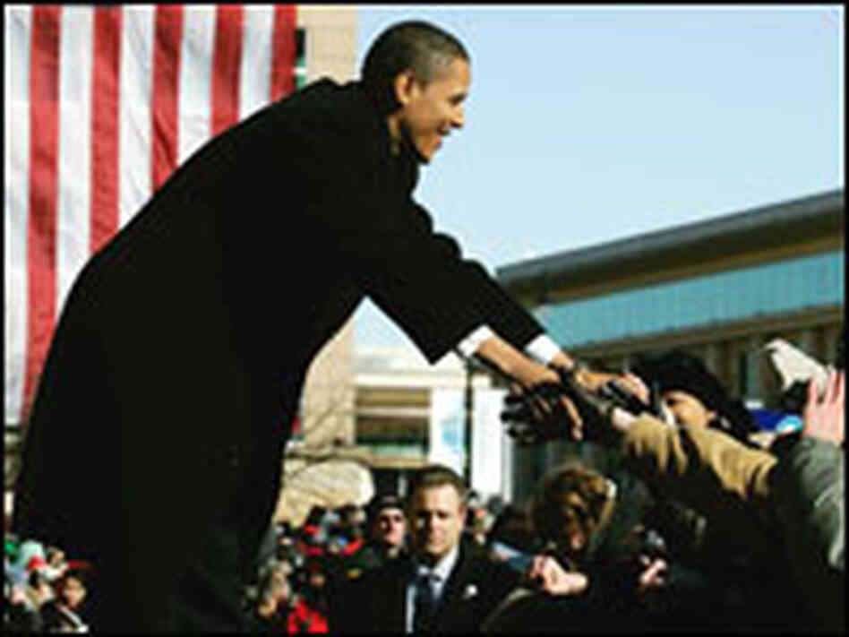 Sen. Barack Obama greets crowd Sen. Barack Obama greets crowd