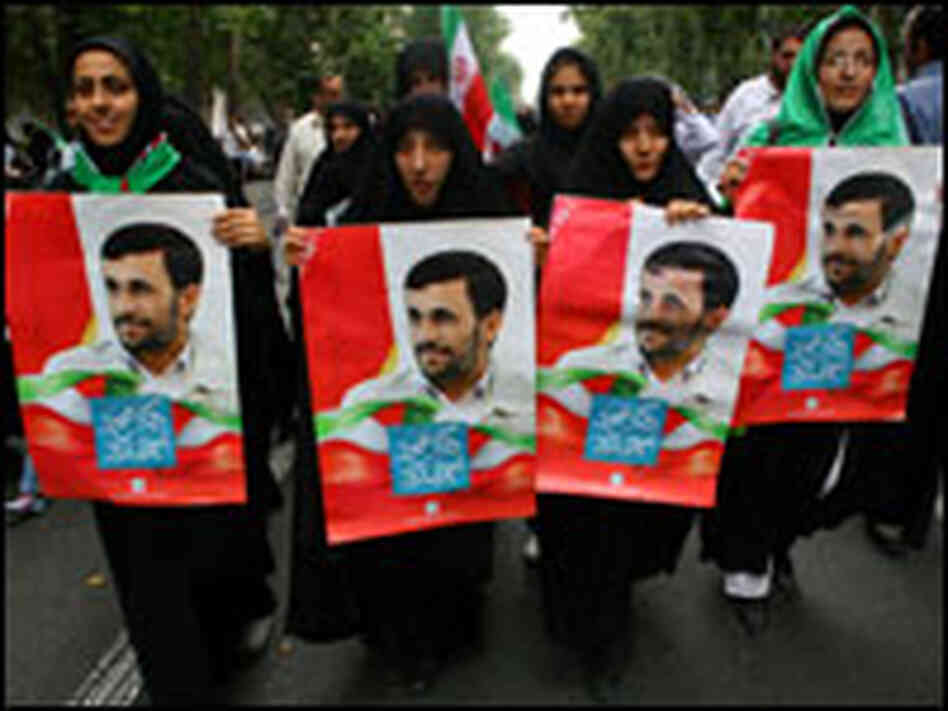 Supporters of Mahmoud Ahmadinejad Supporters of Mahmoud Ahmadinejad