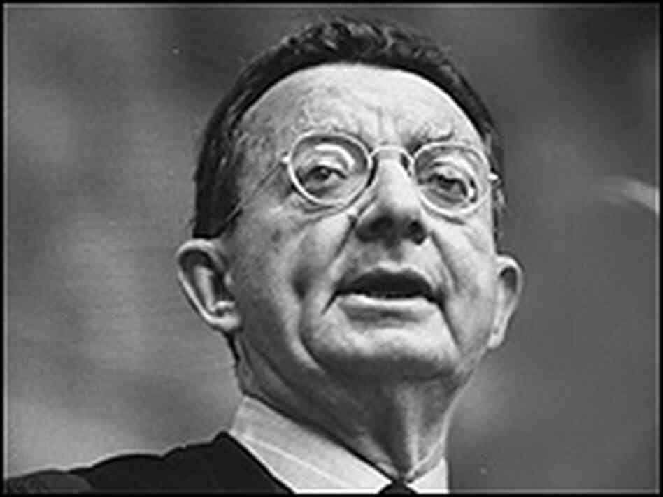 I.F. Stone speaks at Amherst College in 1970.