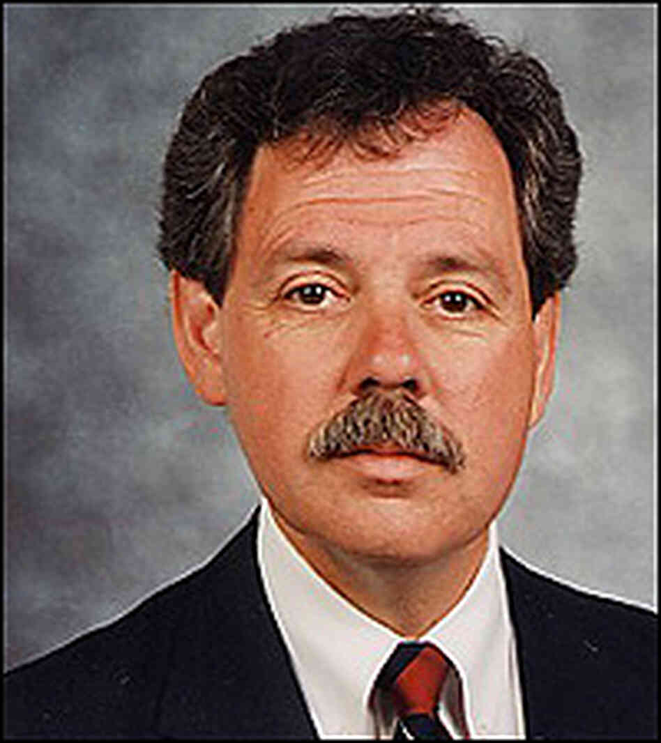 Clint Van Zandt in a publicity photo. Clint Van Zandt in a publicity photo.