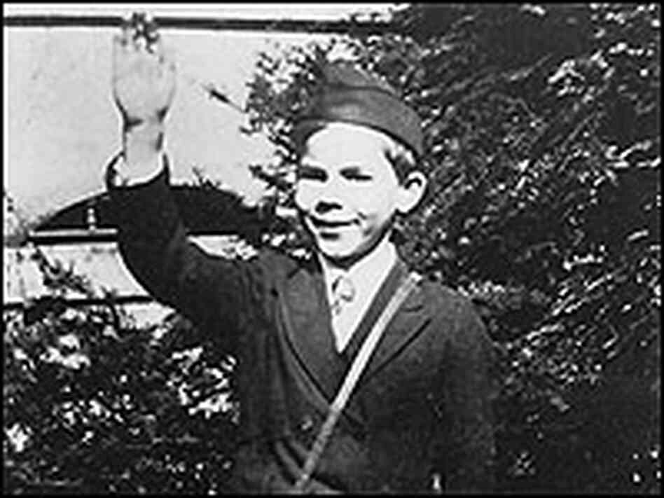Hunter Thompson, at age 8, in his hometown of Louisville, Ky.