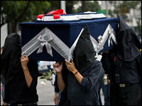 Demonstrators march to raise awareness of AIDS in Mexico City last week.
