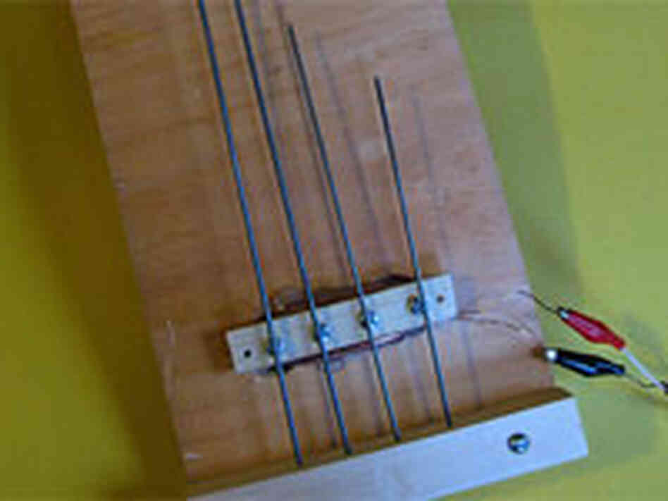 Amplified Kalimba 200