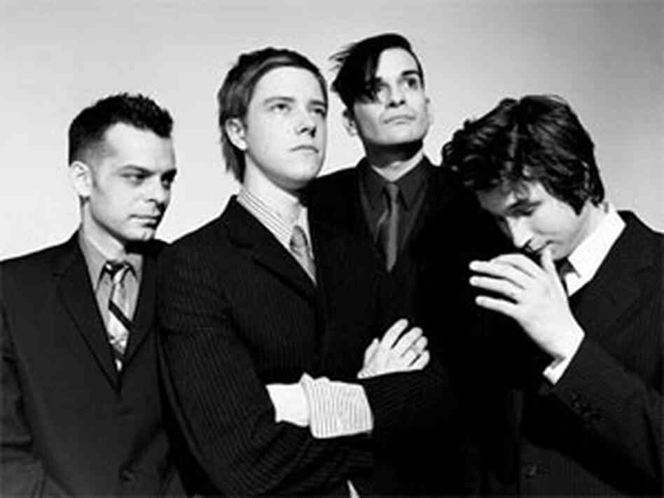 Interpol (300) Interpol (300)